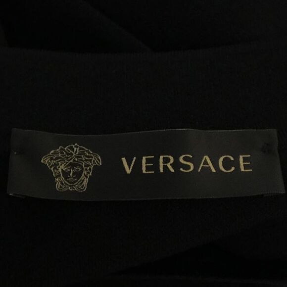 Versace A83291 Skirt - Picture 4 of 6